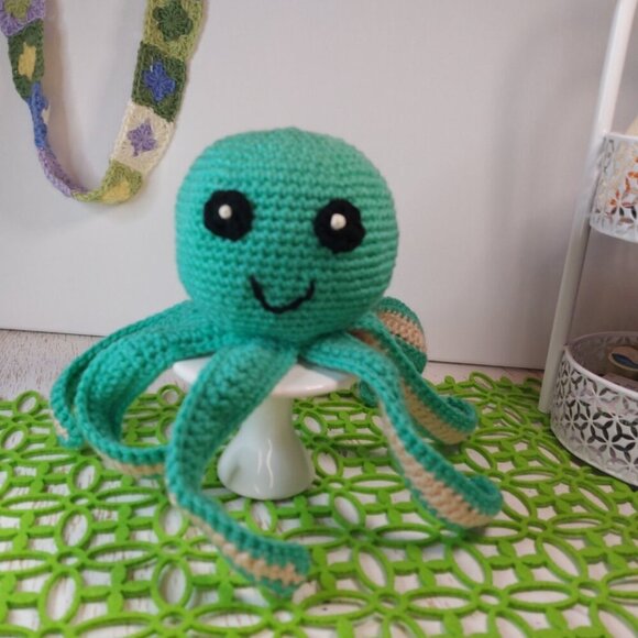 Happy Octopus Handmade Animal Gift Idea for Anyone Cute Crochet Fun - Picture 1 of 7